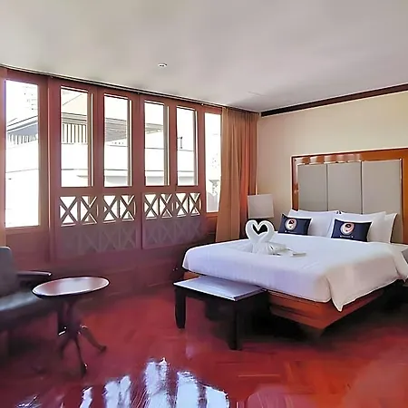 Roomquest Sukhumvit 36 @ Bts Thonglor