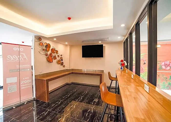 فندق Roomquest Sukhumvit 36 @ Bts Thonglor 3*