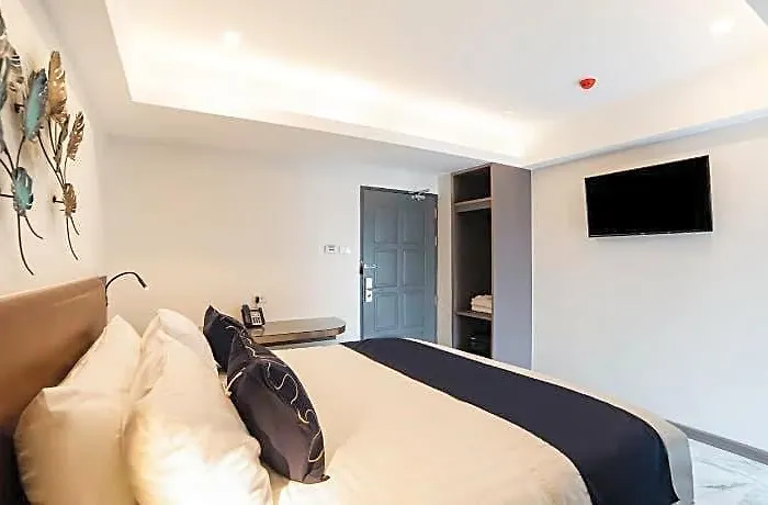 Hotel Roomquest Sukhumvit 36 @ Bts Thonglor