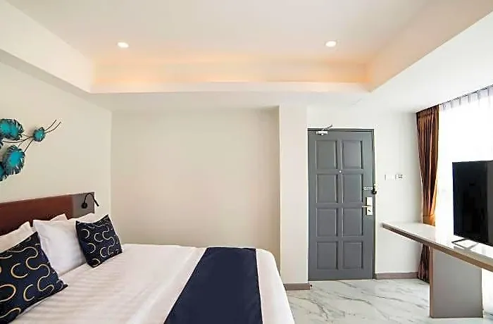 Roomquest Sukhumvit 36 @ Bts Thonglor