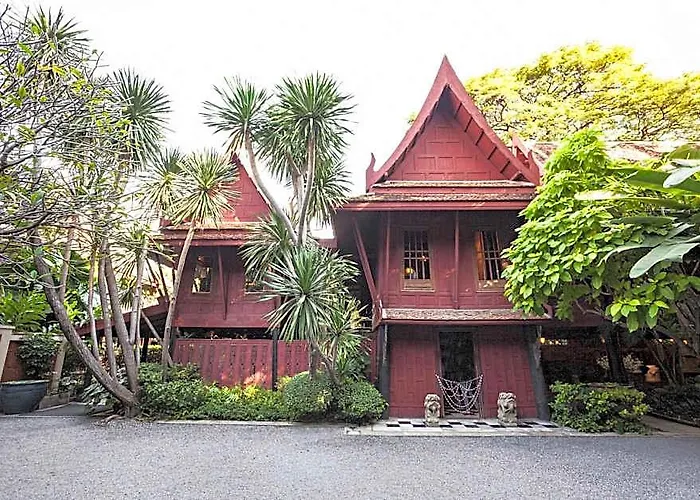 فندق Roomquest Sukhumvit 36 @ Bts Thonglor بانكوك